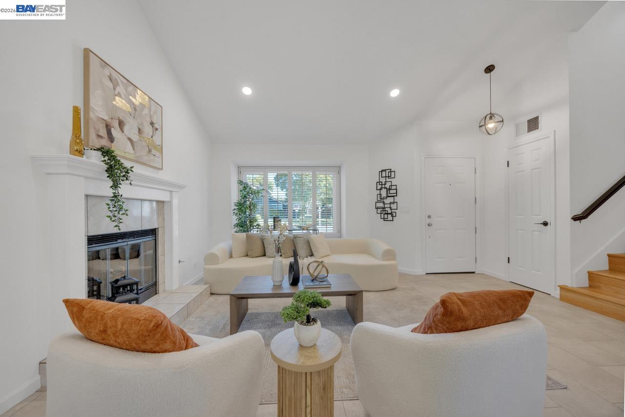7331 Elmwood Cir
