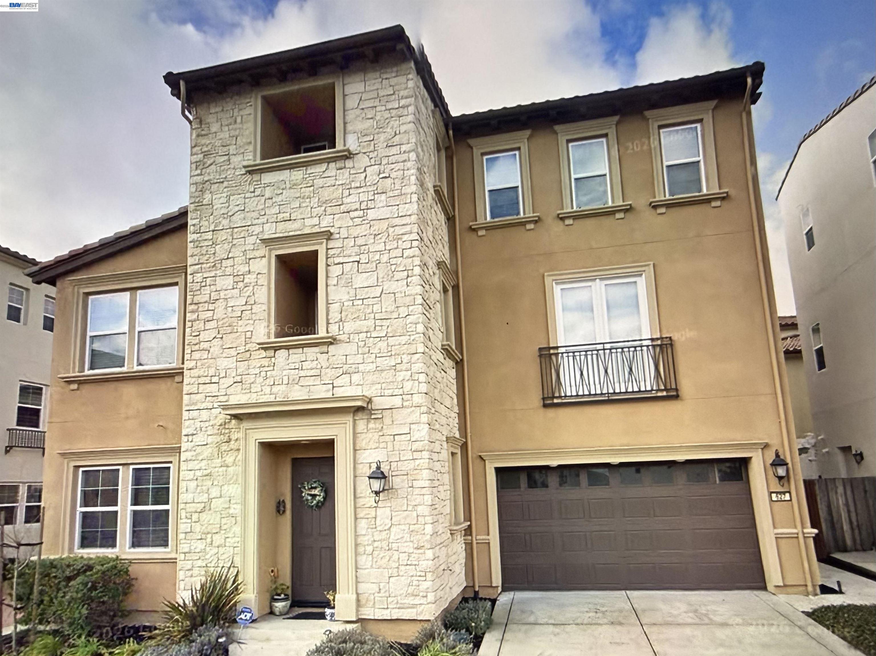 627 Thyme Way