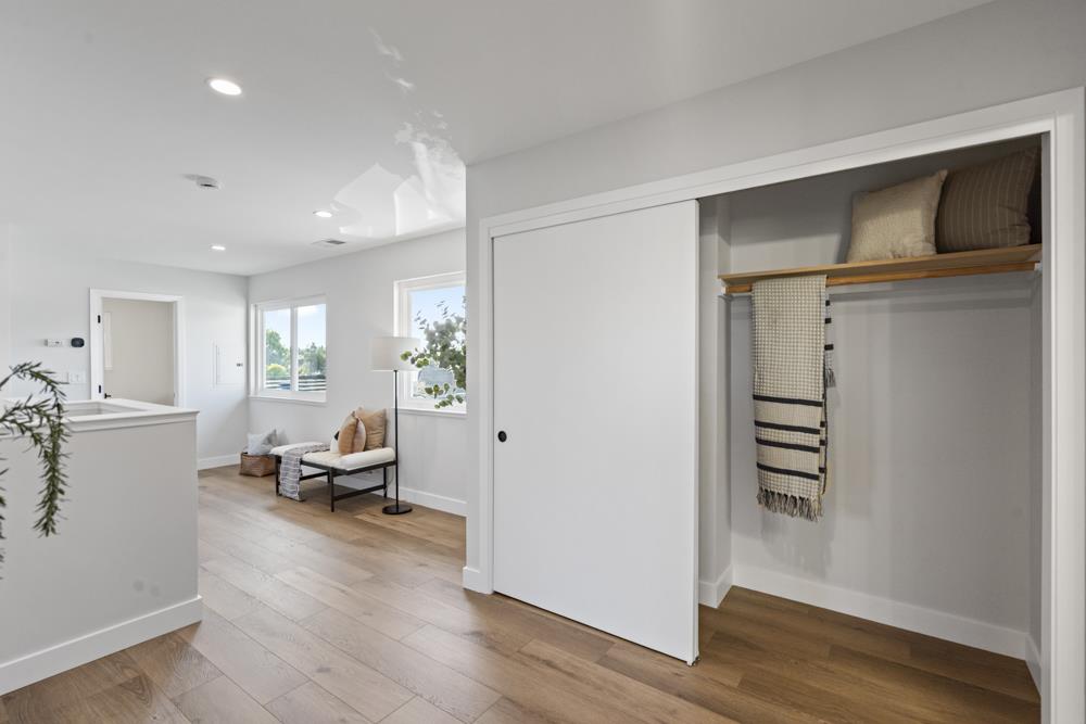 131 Yawl Court