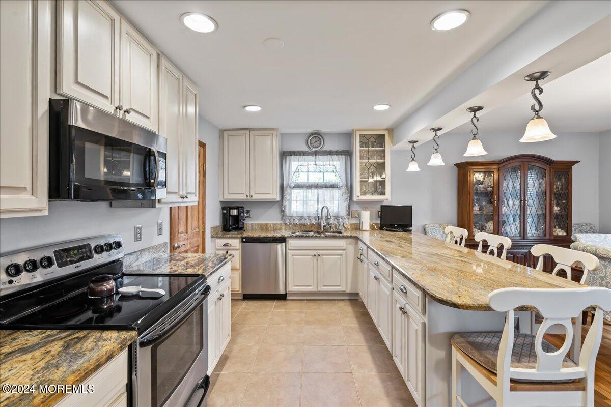 1192 Concord Drive