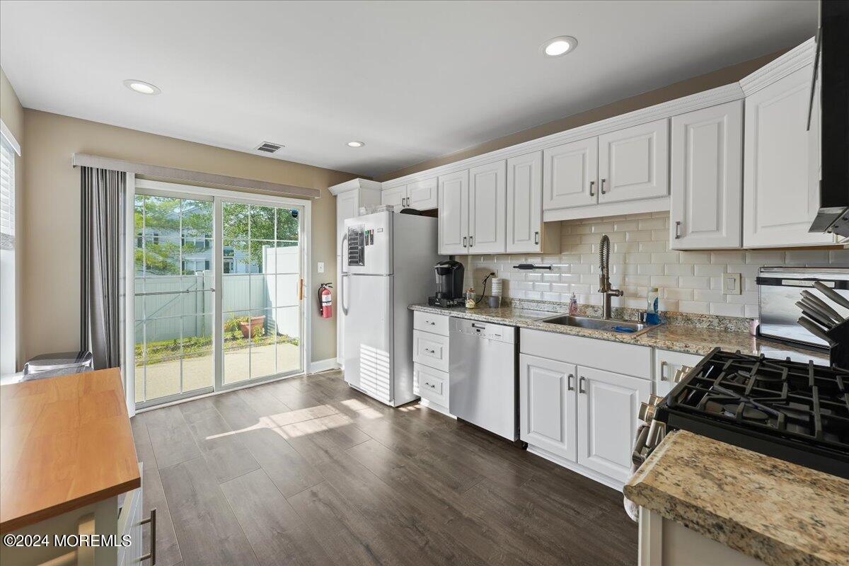 32 Picket Place