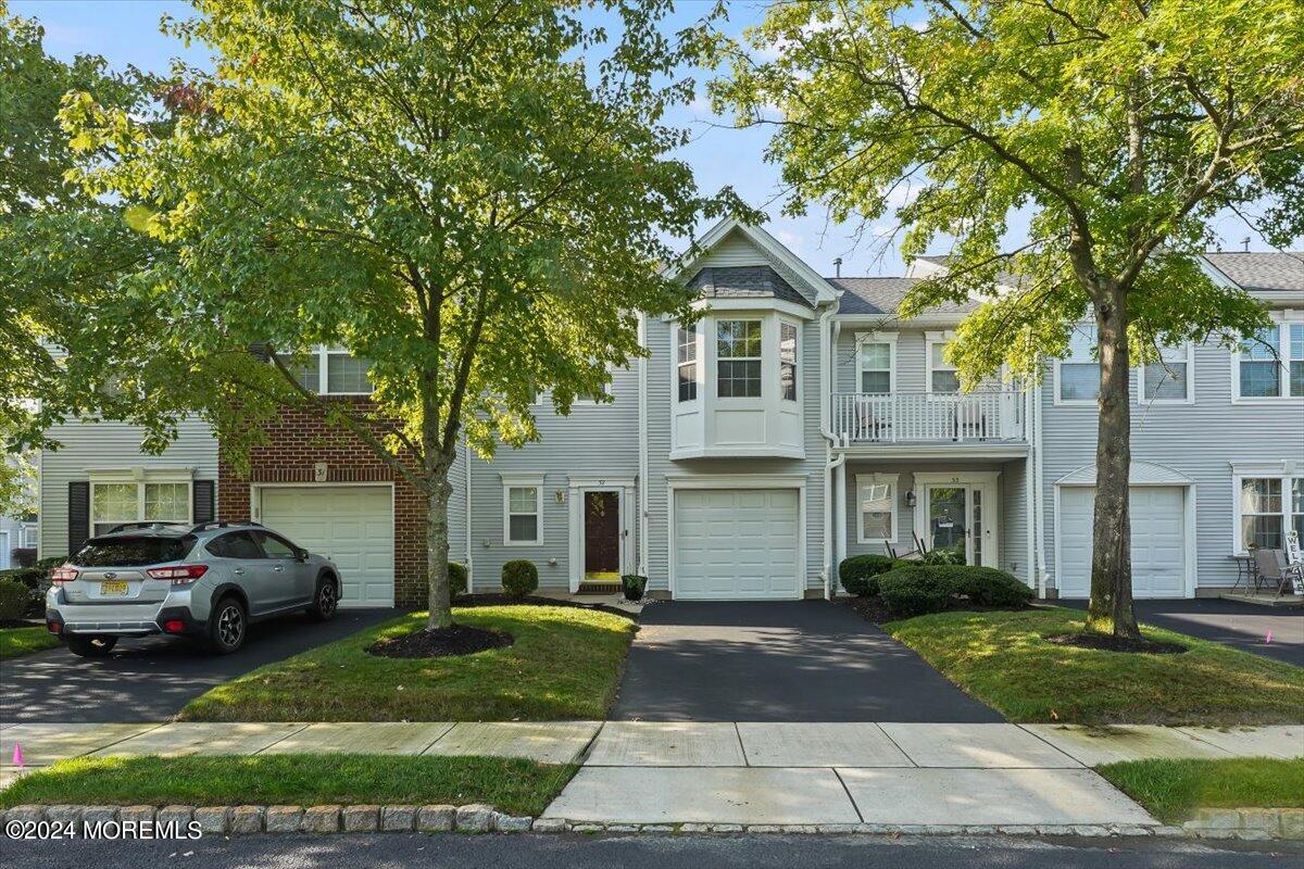32 Picket Place