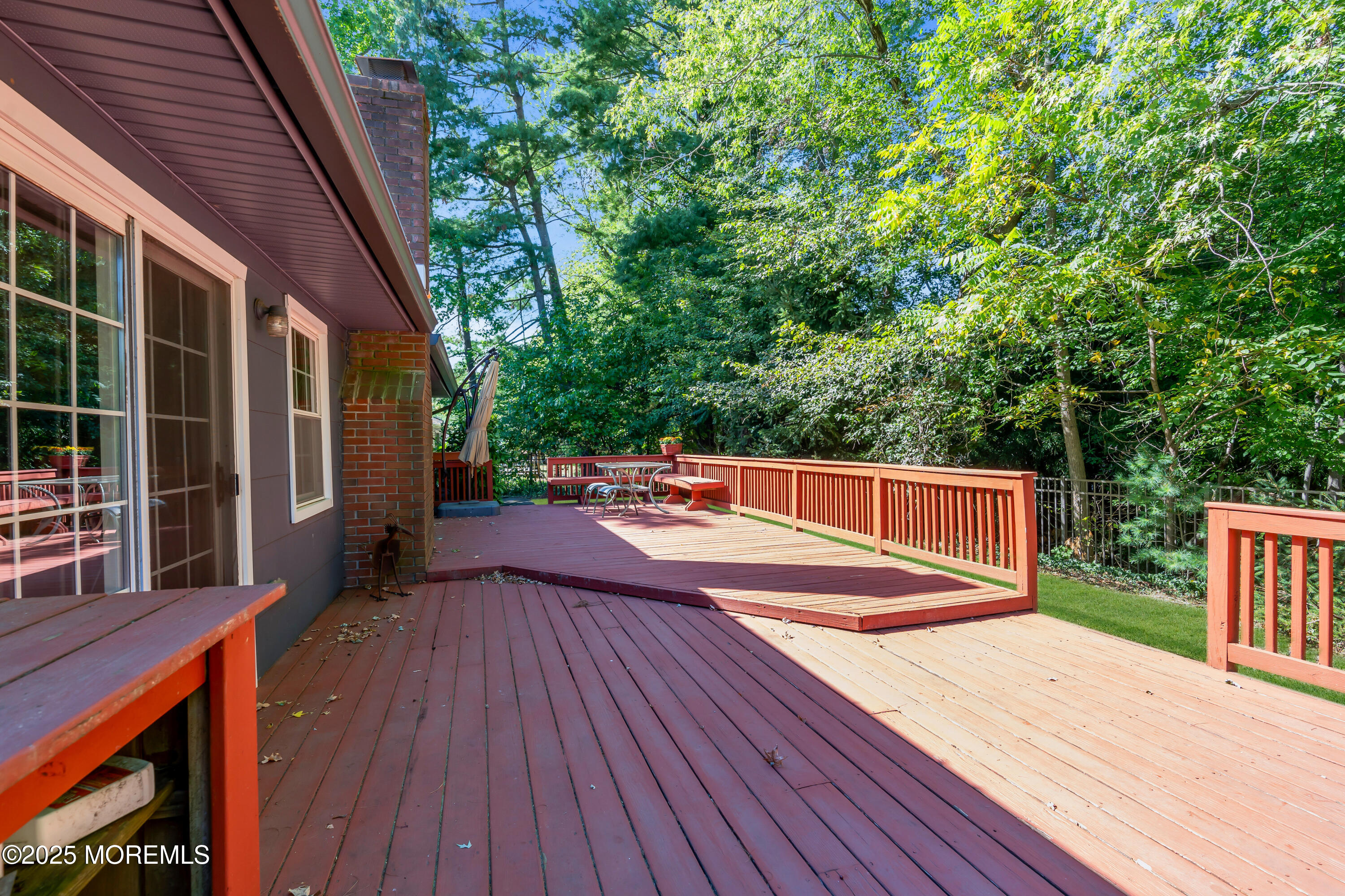 41 Livingston Lane