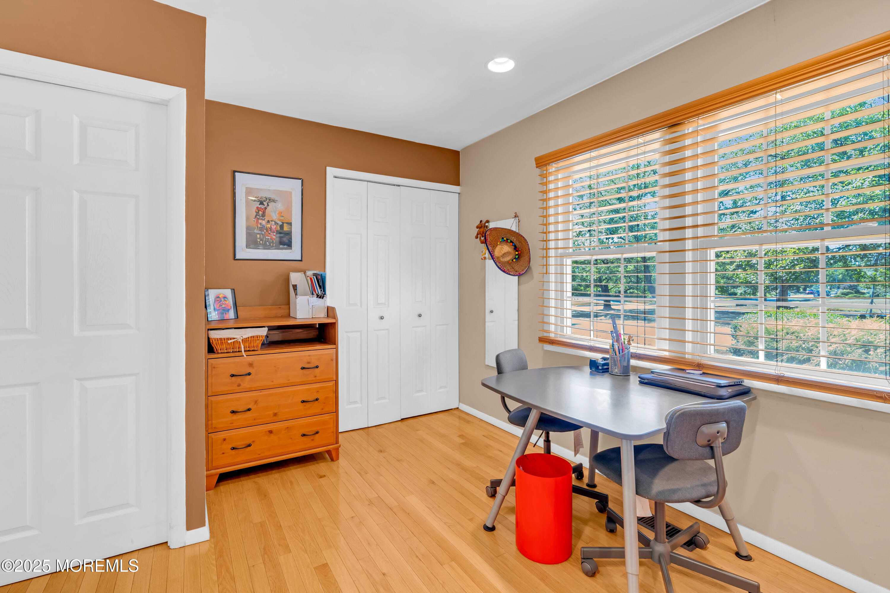 41 Livingston Lane