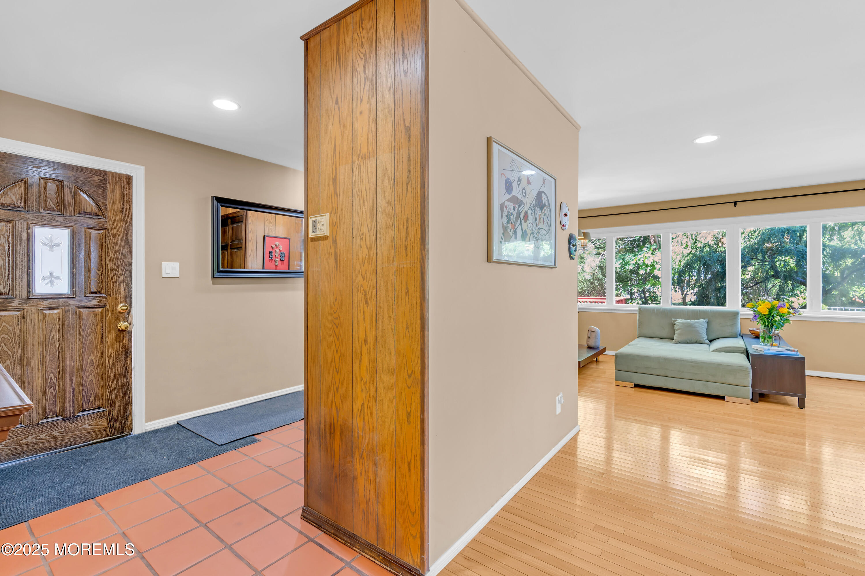 41 Livingston Lane