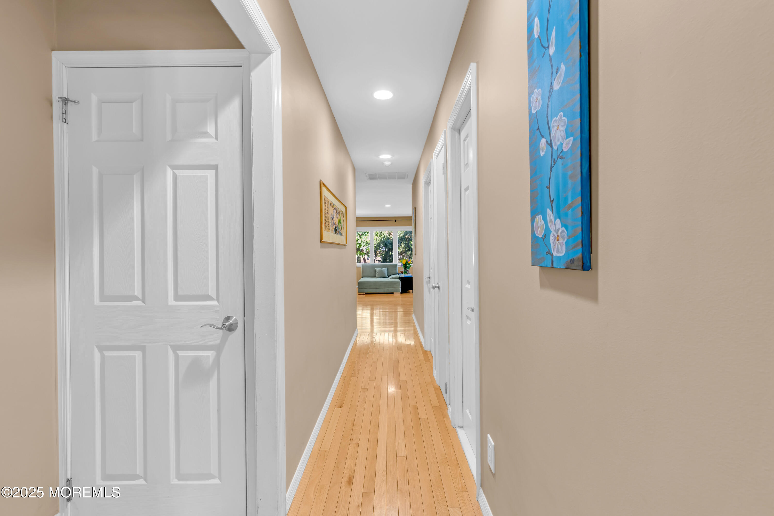 41 Livingston Lane