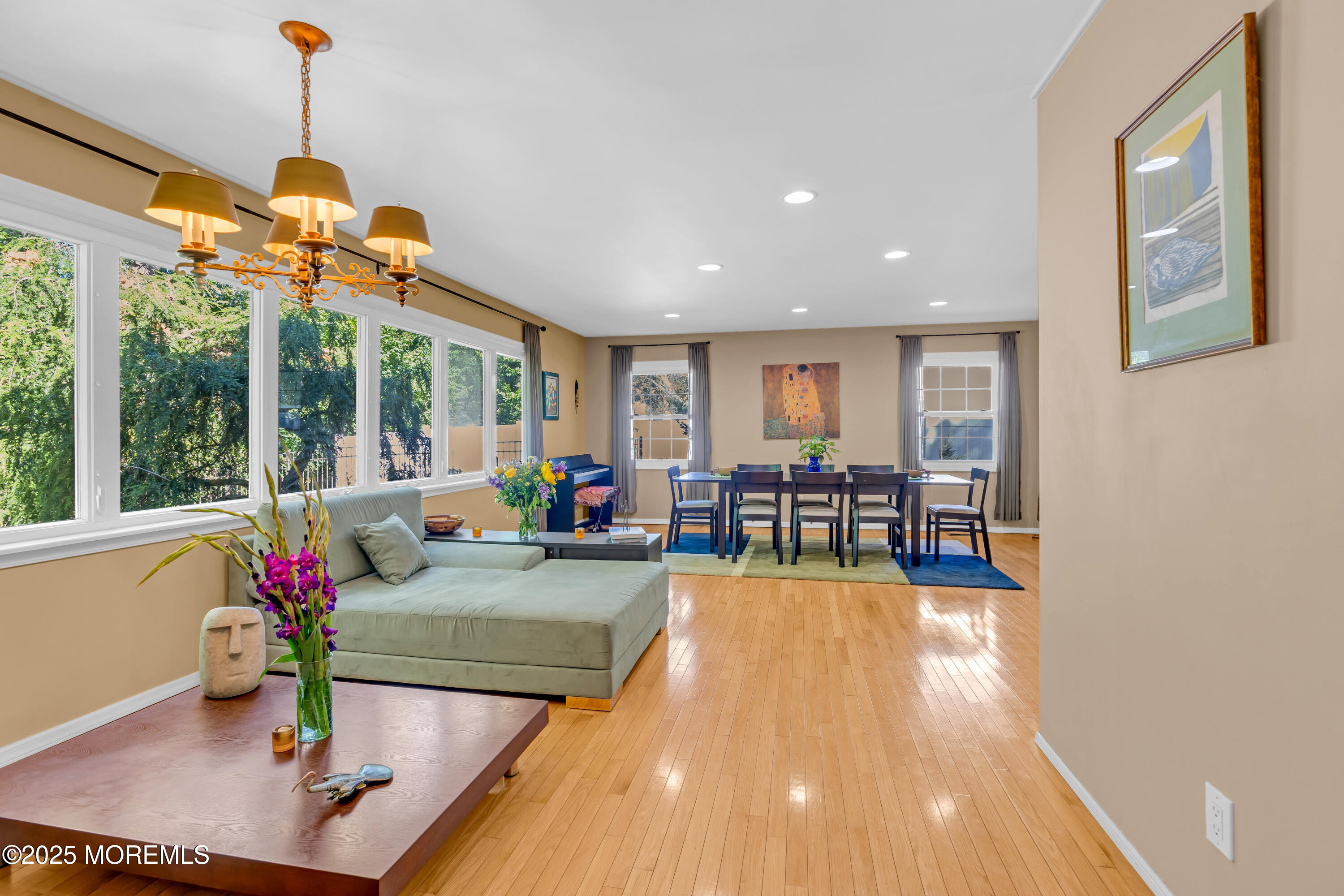 41 Livingston Lane