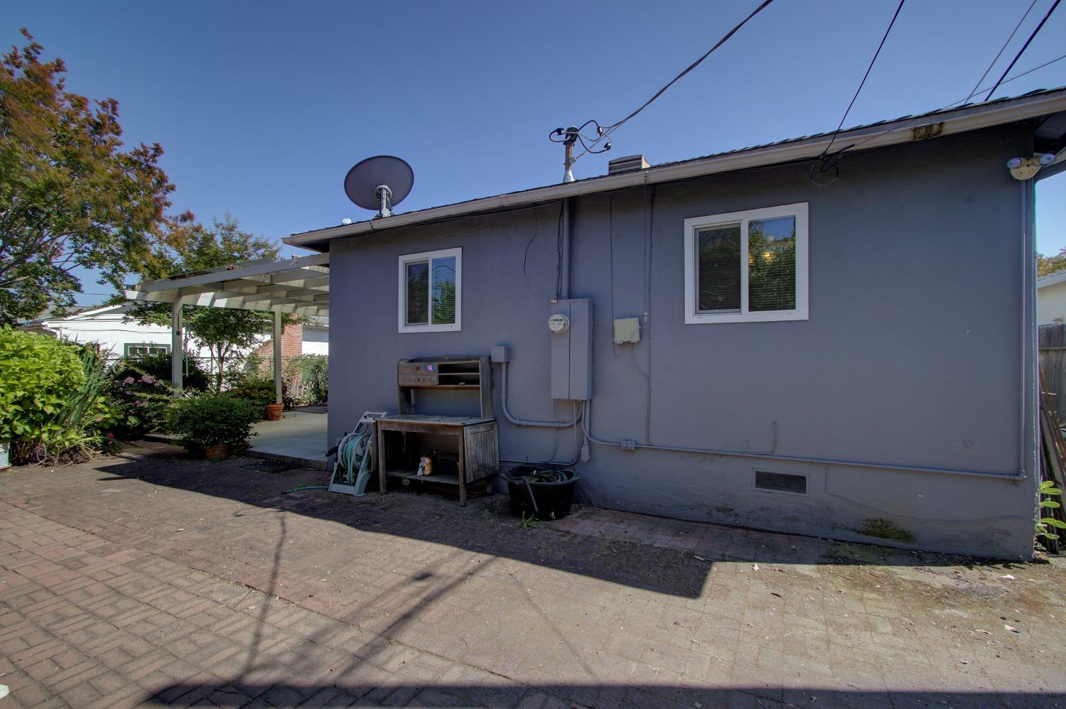3801 McClellan Dr