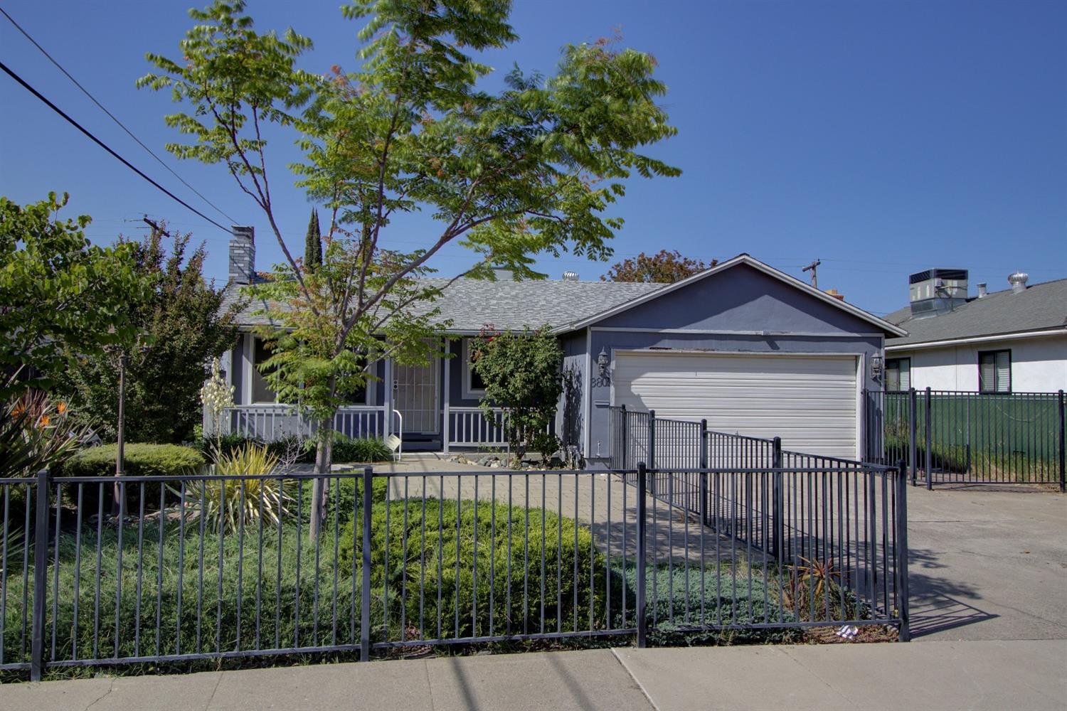 3801 McClellan Dr