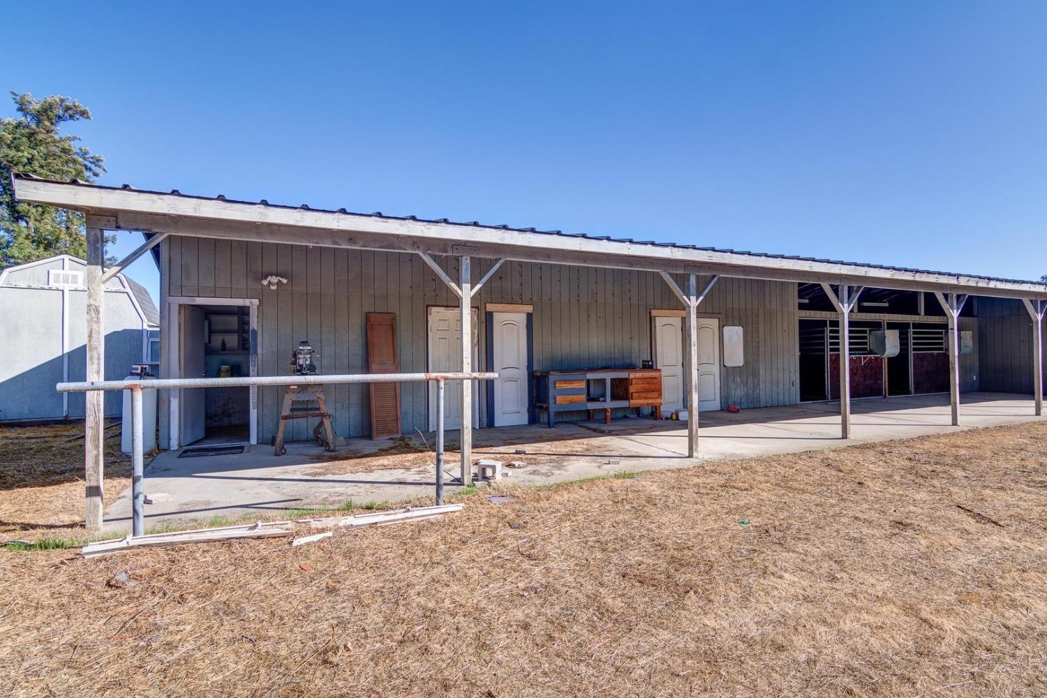 11740 Brauer Lane