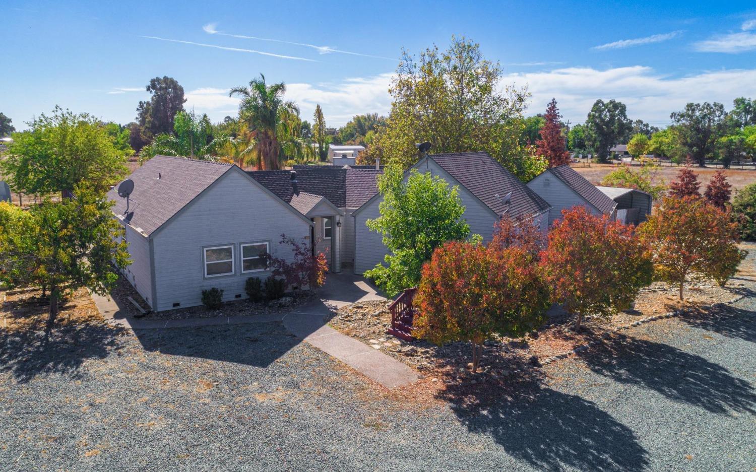 11740 Brauer Lane