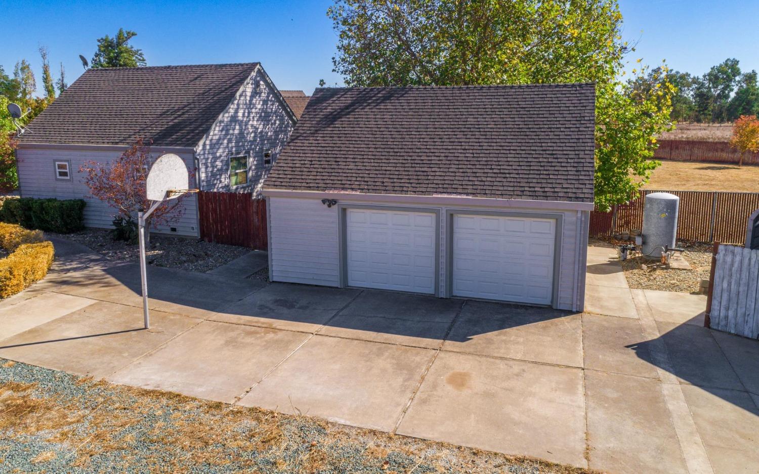 11740 Brauer Lane