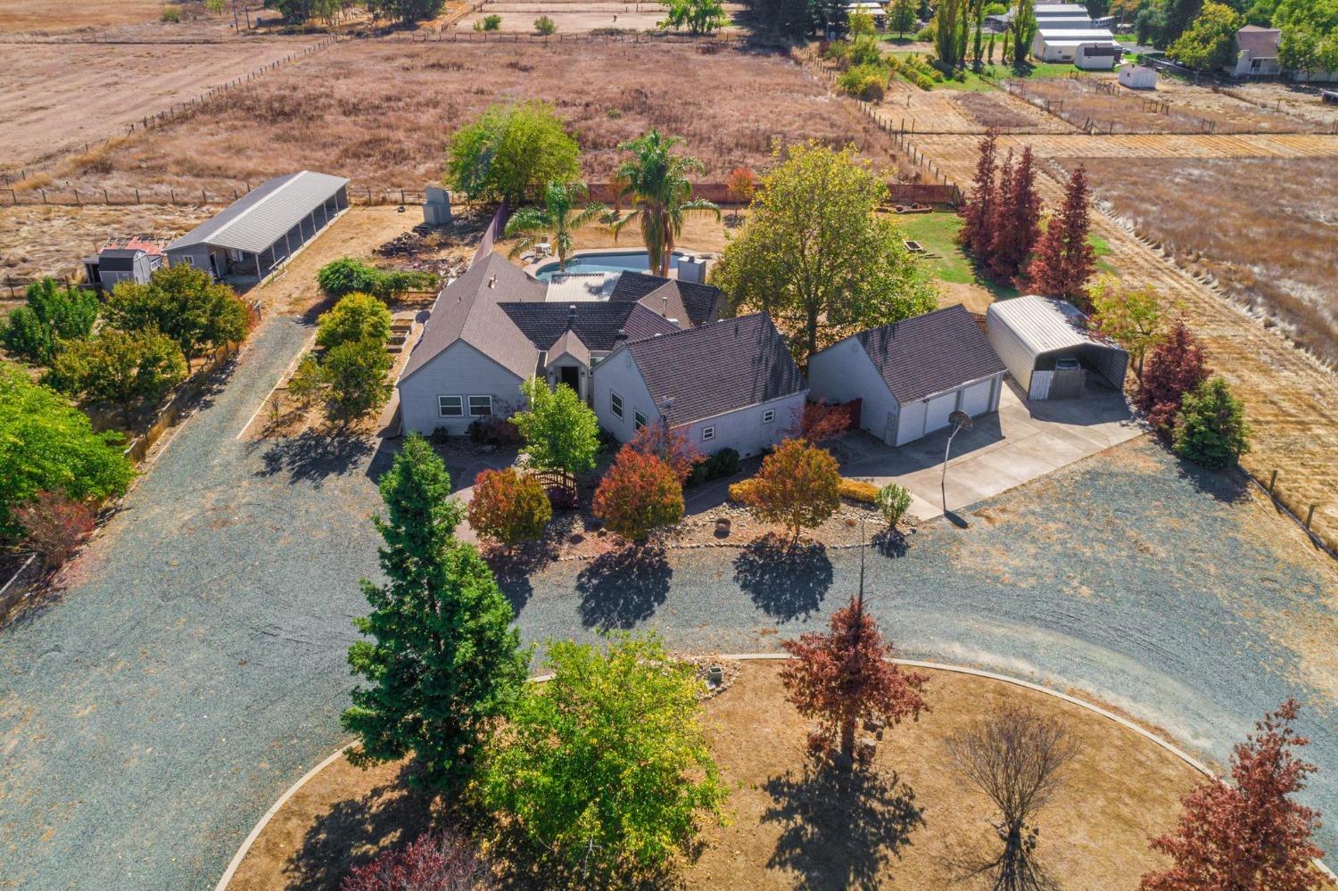 11740 Brauer Lane