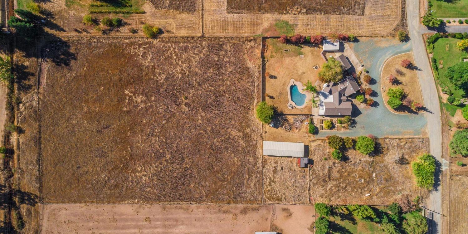 11740 Brauer Lane