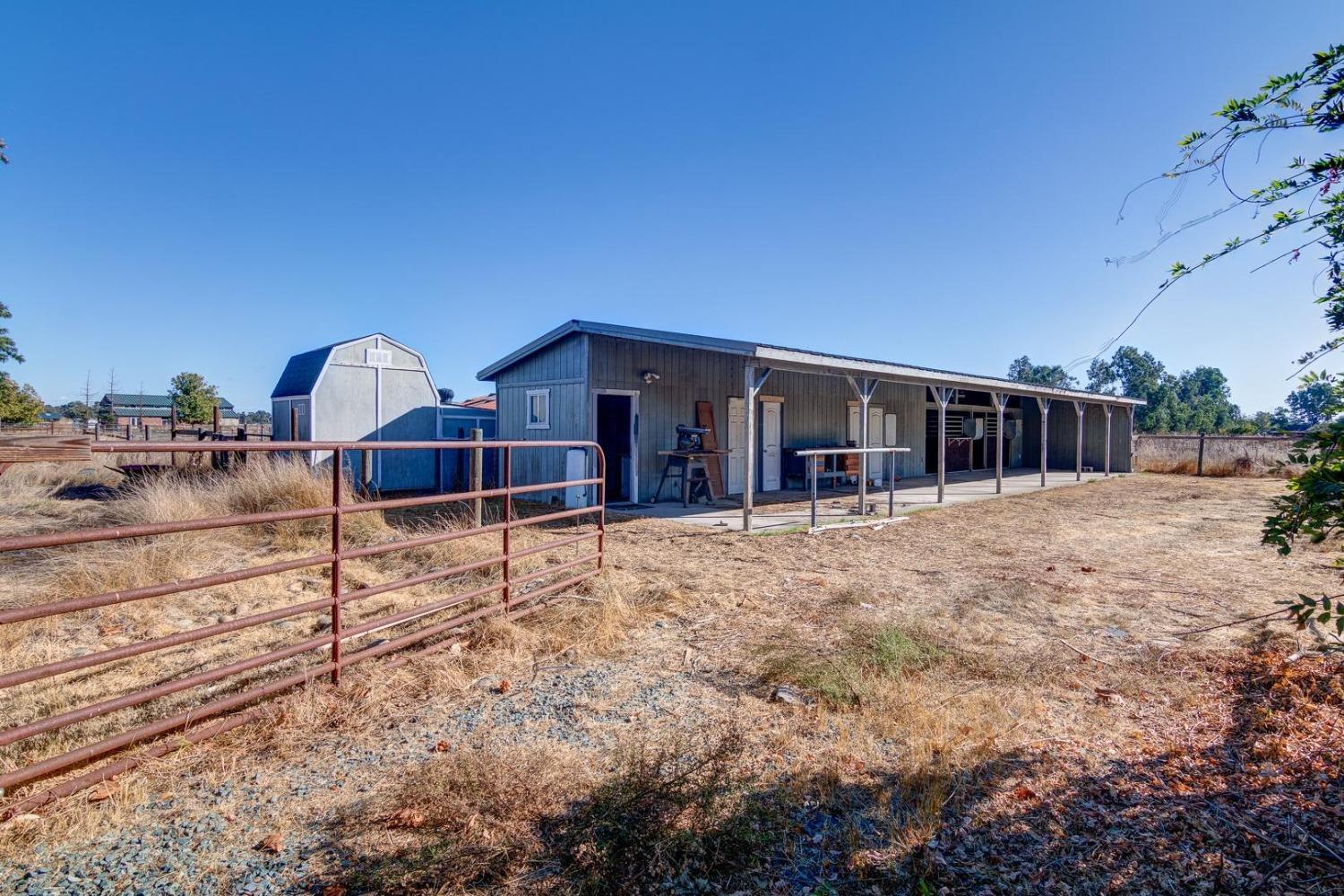 11740 Brauer Lane
