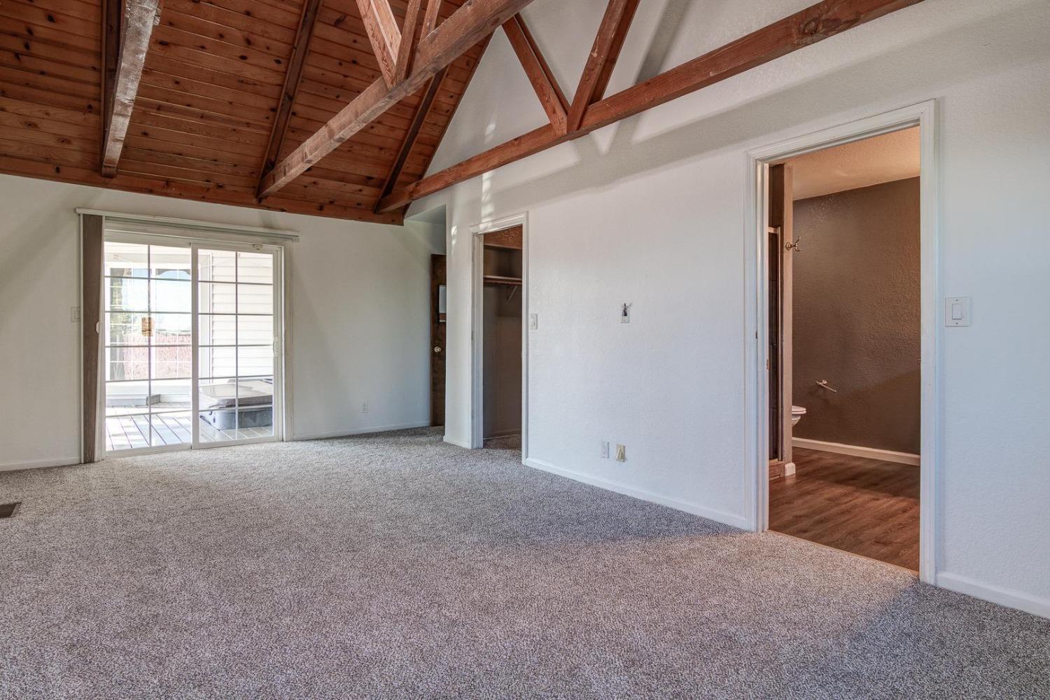 11740 Brauer Lane
