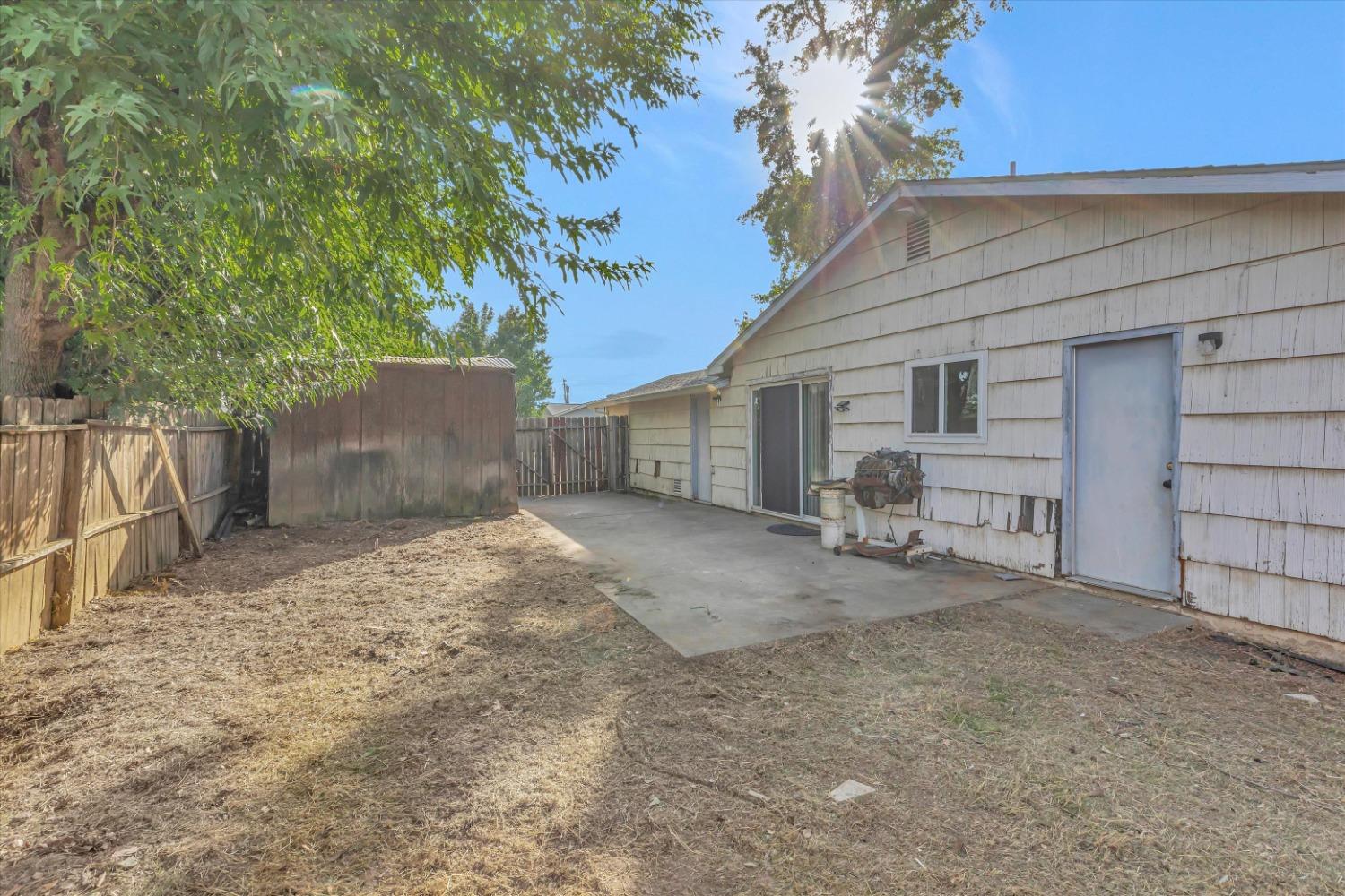 6225 Coyle Avenue