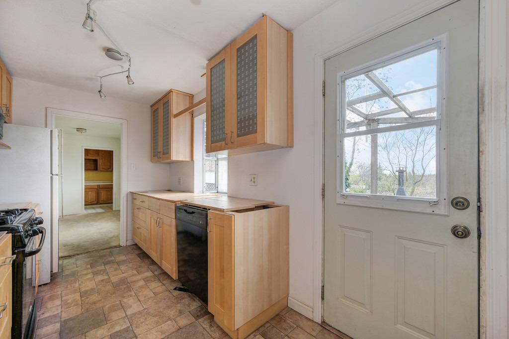 706 Orange Grove Way