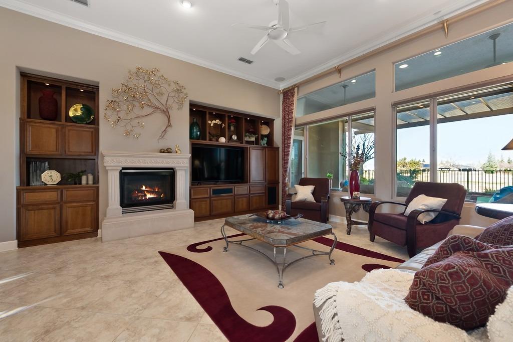 1216 Segolily Lane