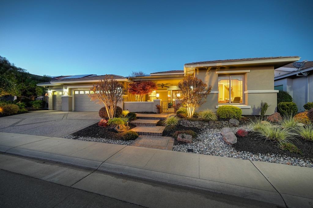 1216 Segolily Lane