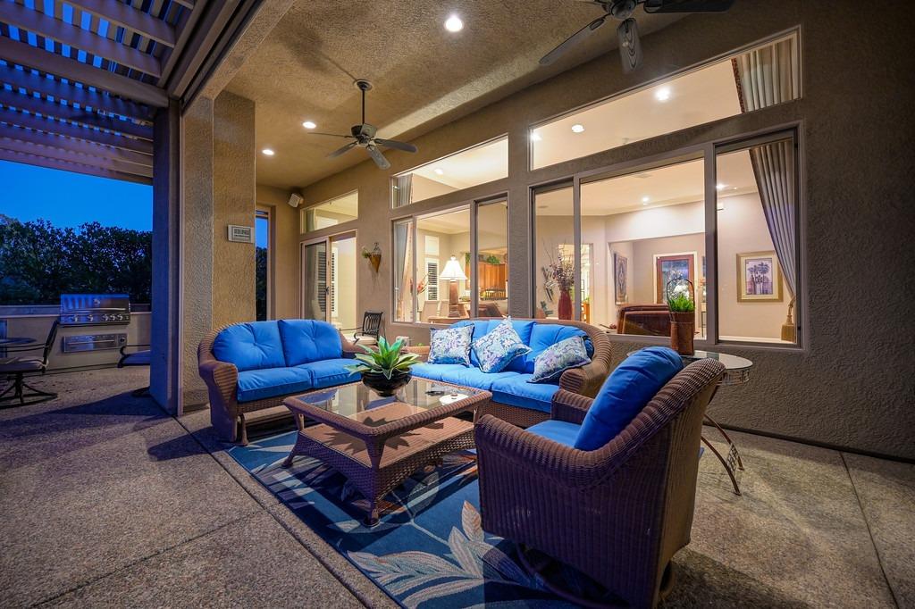 1216 Segolily Lane