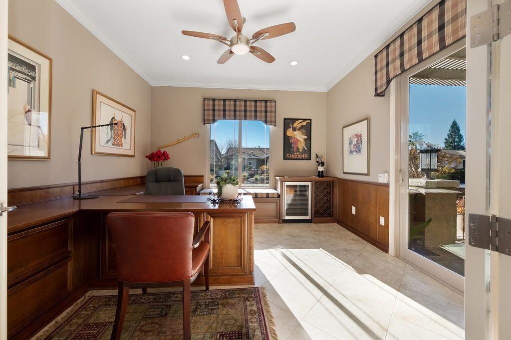 1216 Segolily Lane