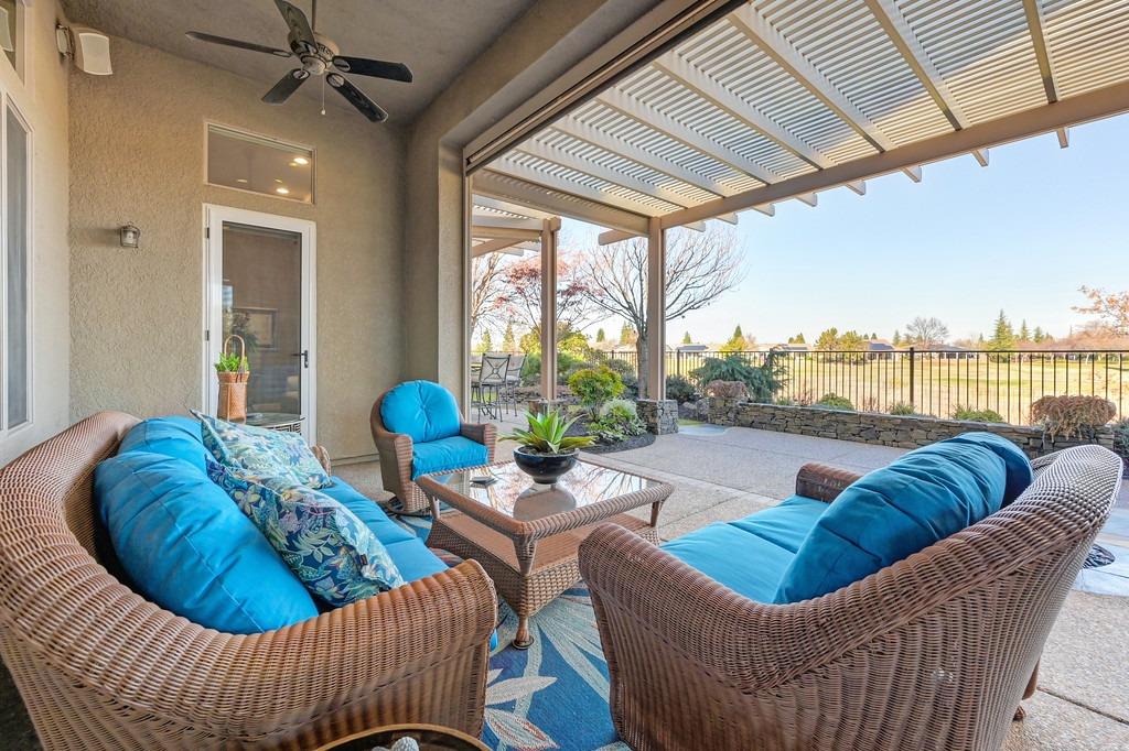 1216 Segolily Lane