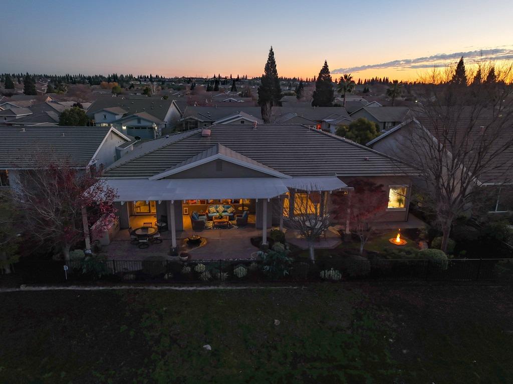 1216 Segolily Lane