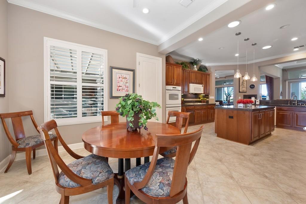 1216 Segolily Lane