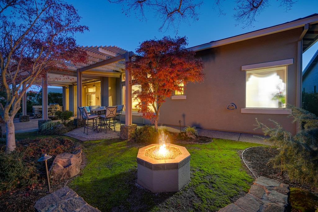 1216 Segolily Lane