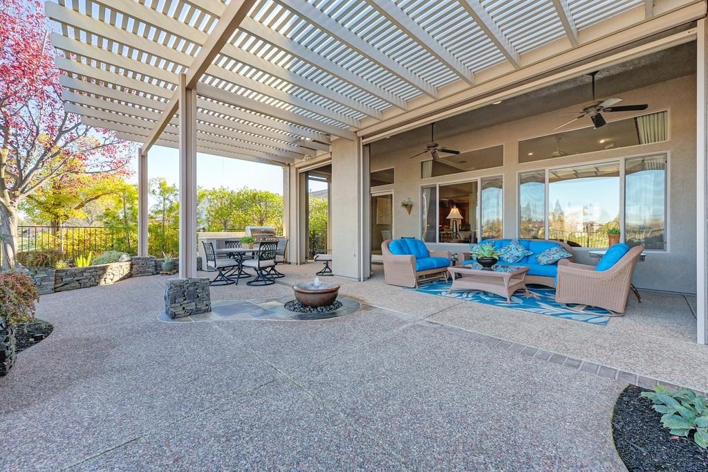 1216 Segolily Lane