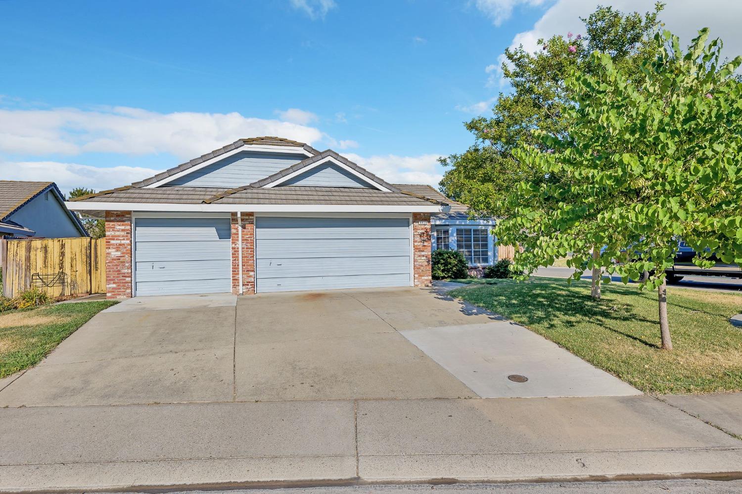 8420 Cedar Hill Court