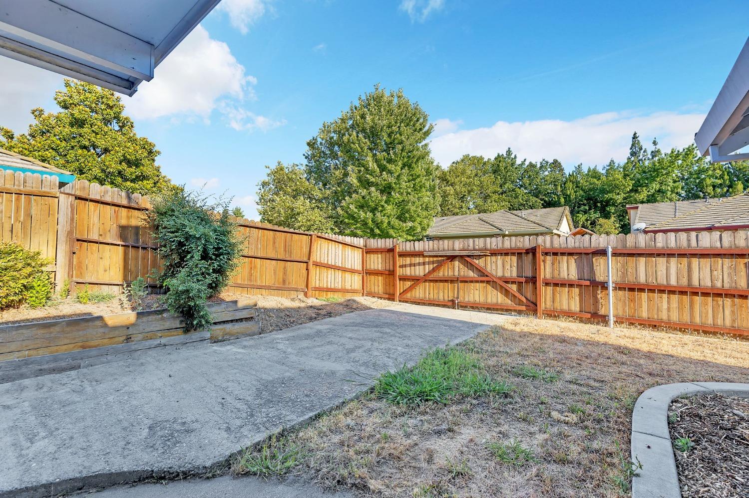 8420 Cedar Hill Court