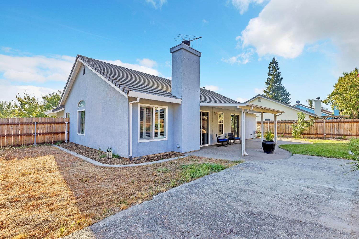 8420 Cedar Hill Court