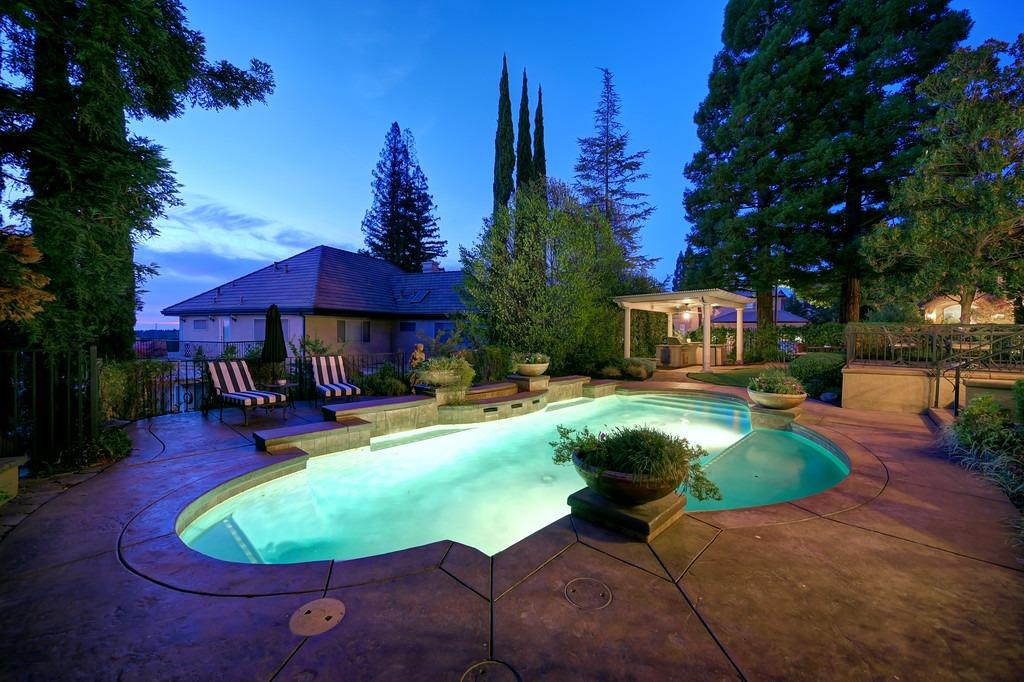 261 Cascade Falls Drive