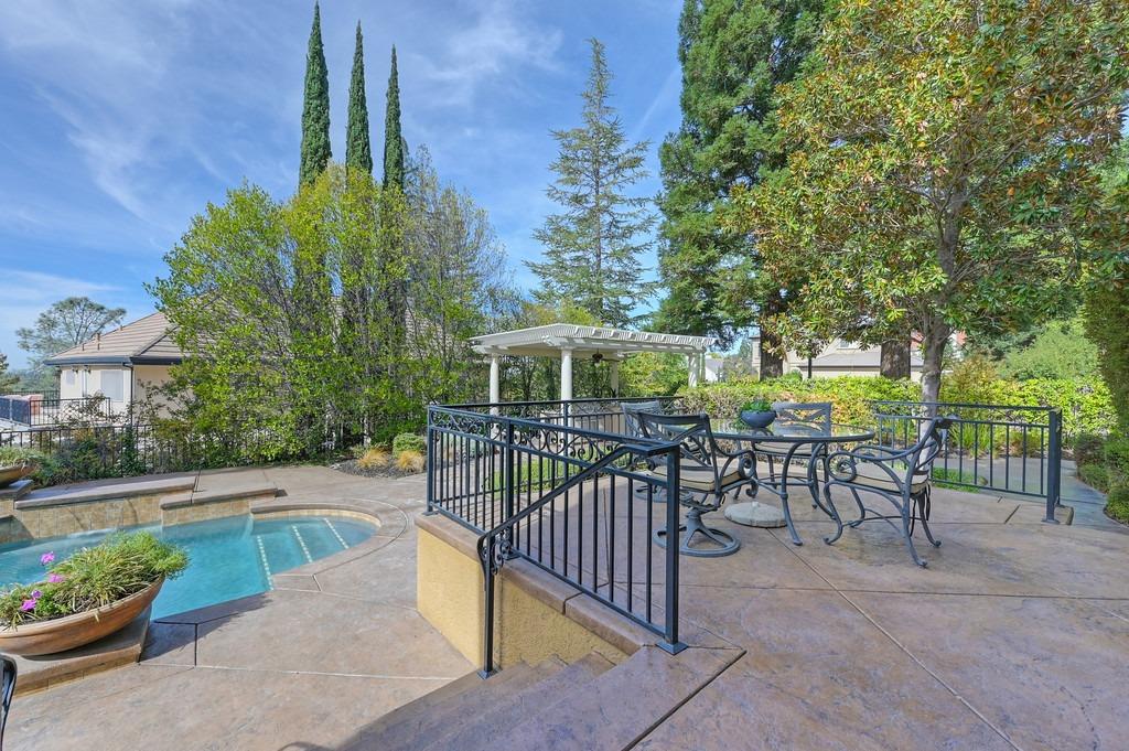 261 Cascade Falls Drive