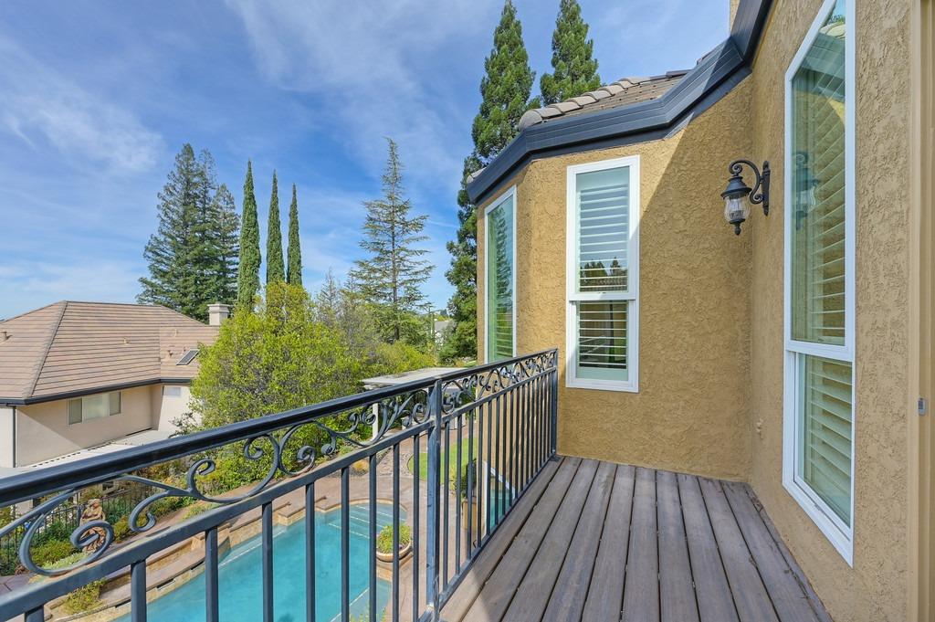 261 Cascade Falls Drive