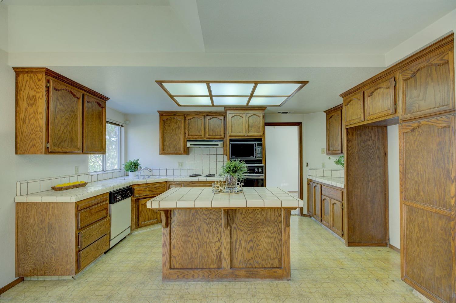 645 Amber Court