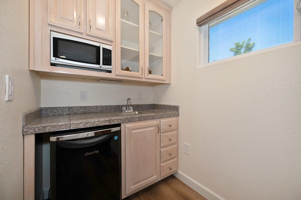 3440 Argonaut Drive