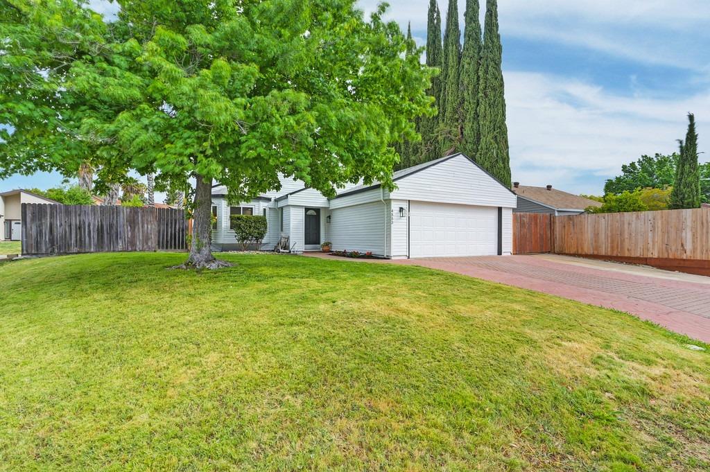 4553 Loch Haven Way