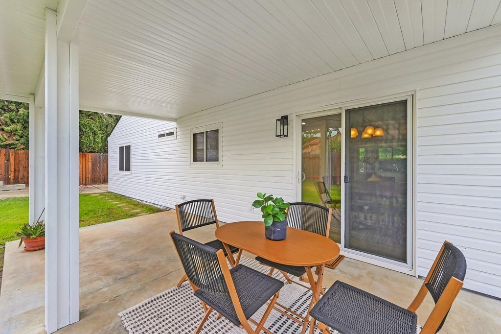4553 Loch Haven Way
