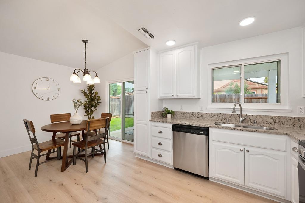 4553 Loch Haven Way