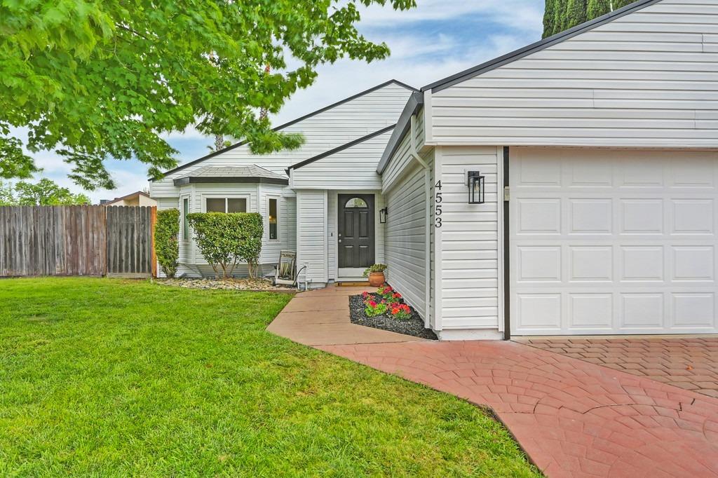 4553 Loch Haven Way