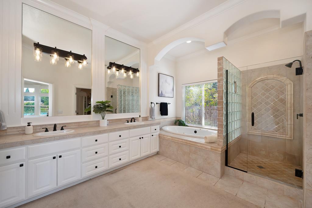 4800 Miners Cove Circle