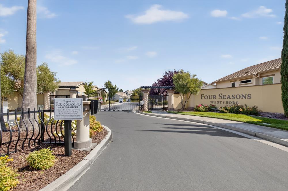 4560 Paso Centro Lane