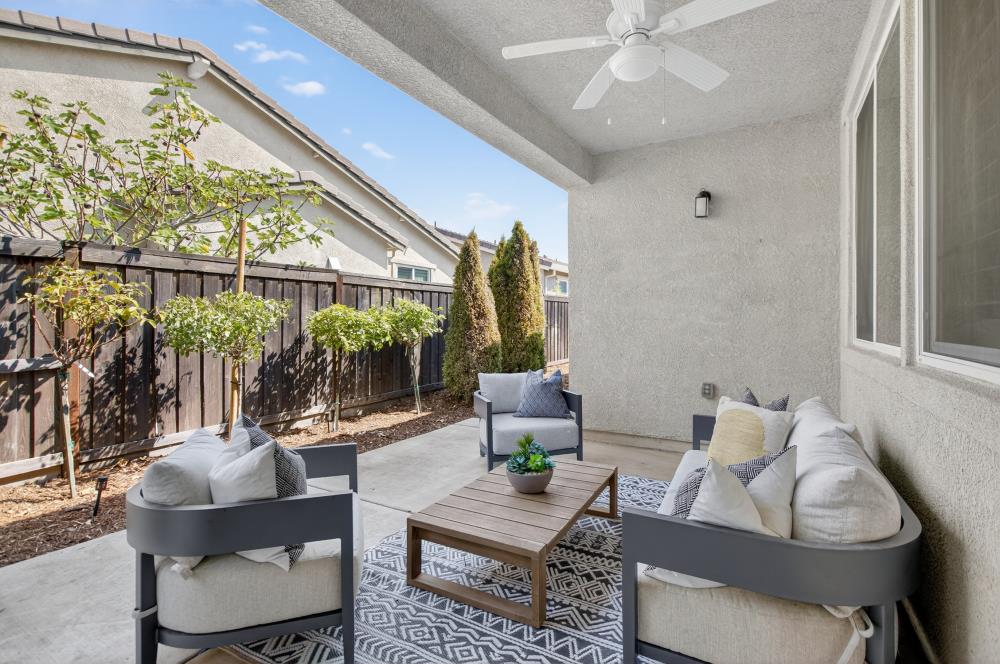 4560 Paso Centro Lane