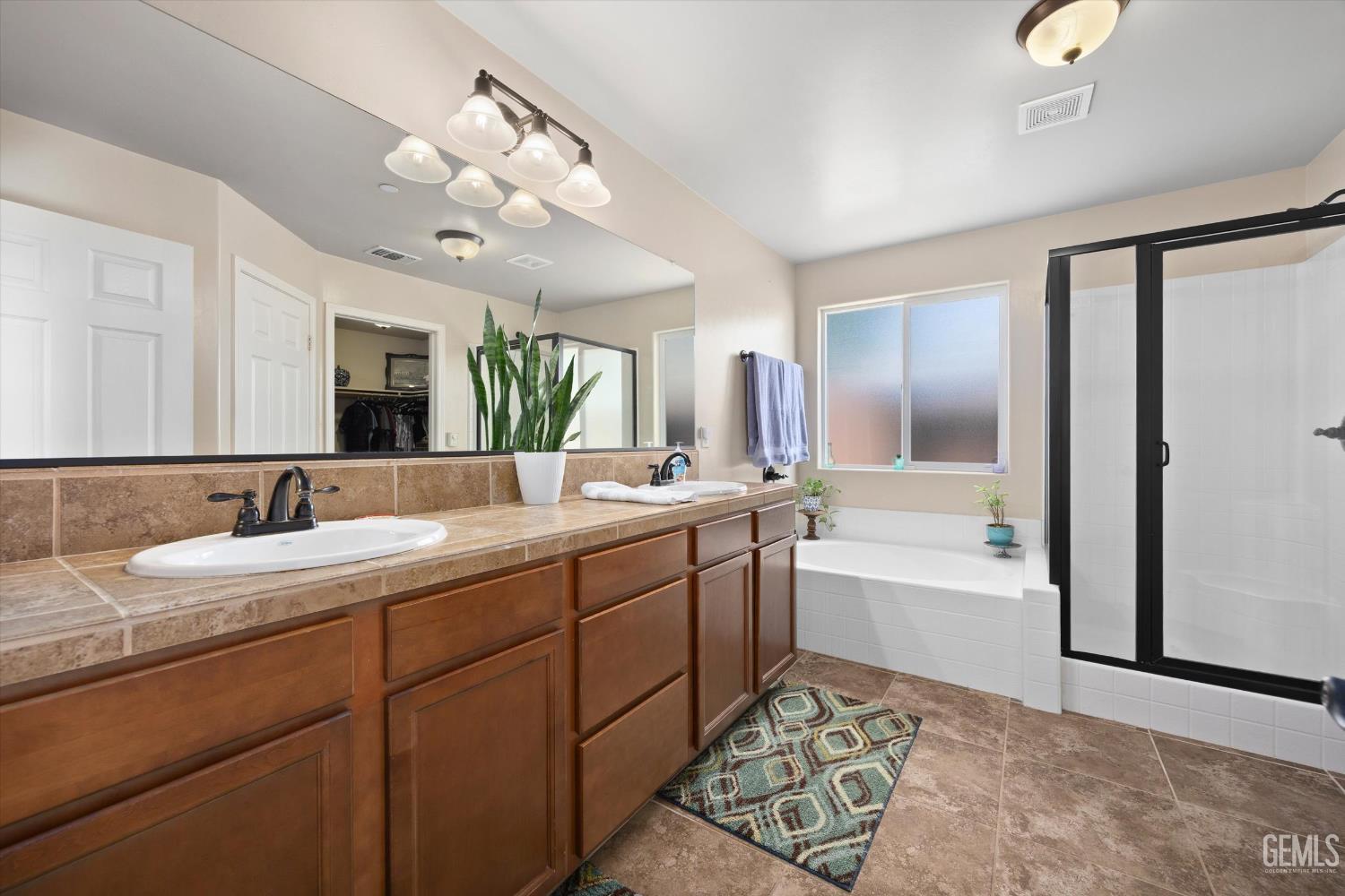 9405 Red Rock Creek Way