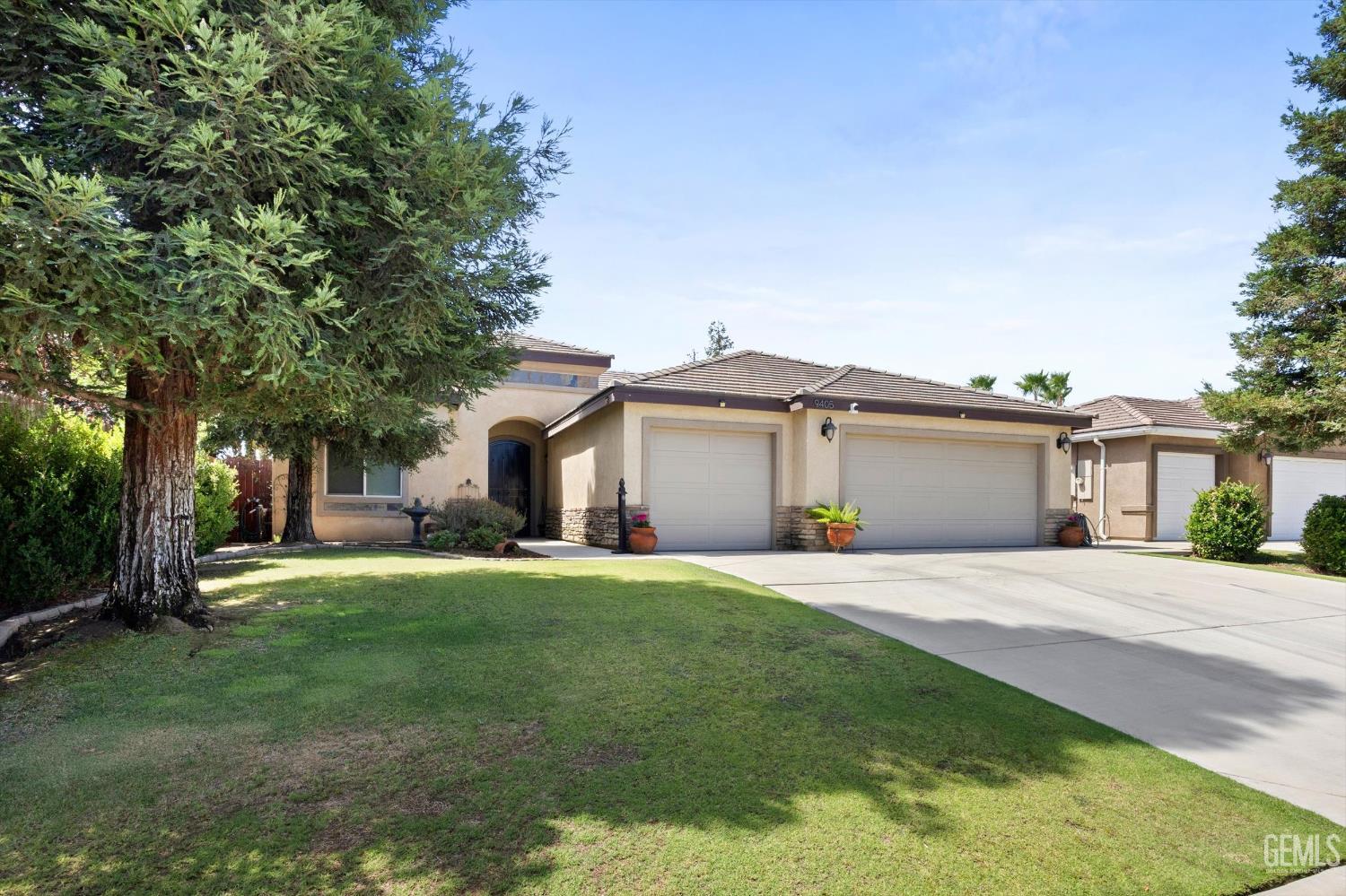 9405 Red Rock Creek Way
