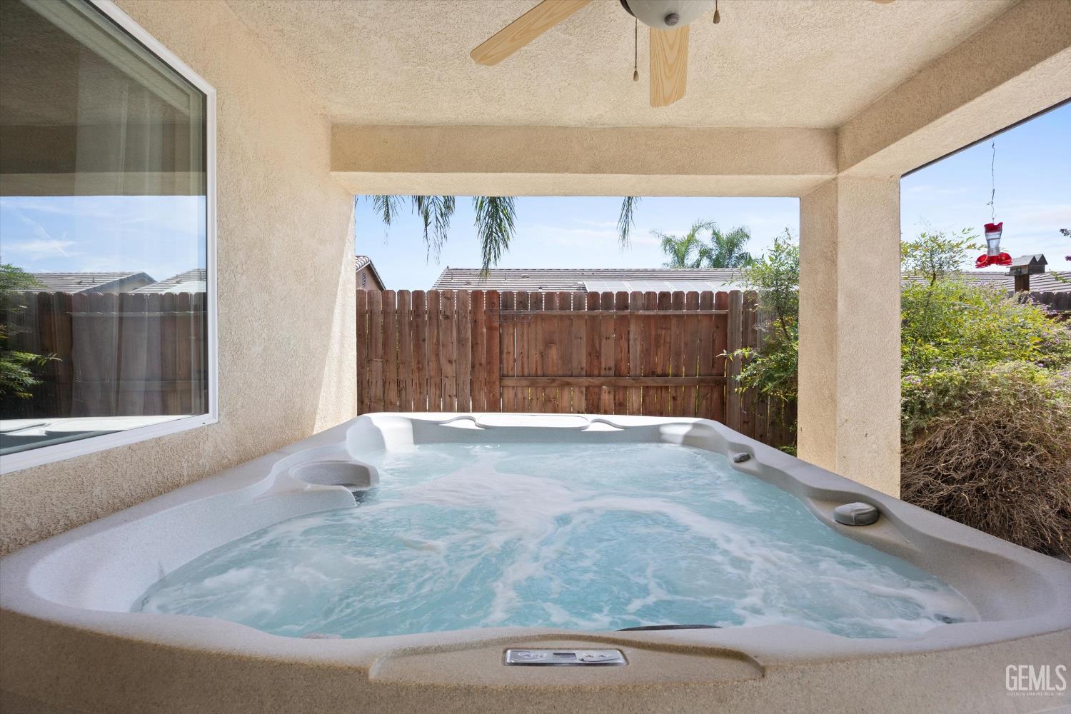 9405 Red Rock Creek Way
