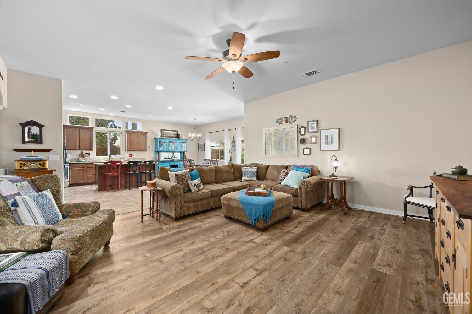 9405 Red Rock Creek Way